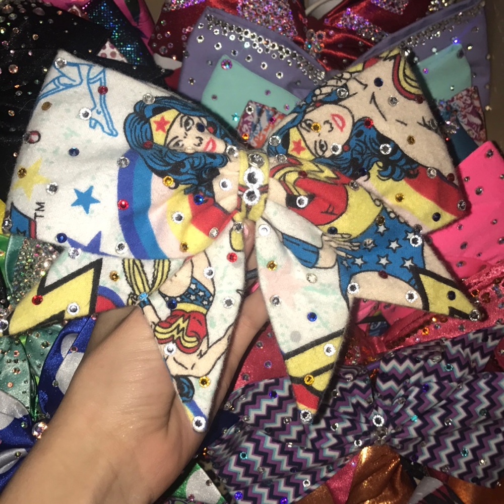 super woman vegas bow💙